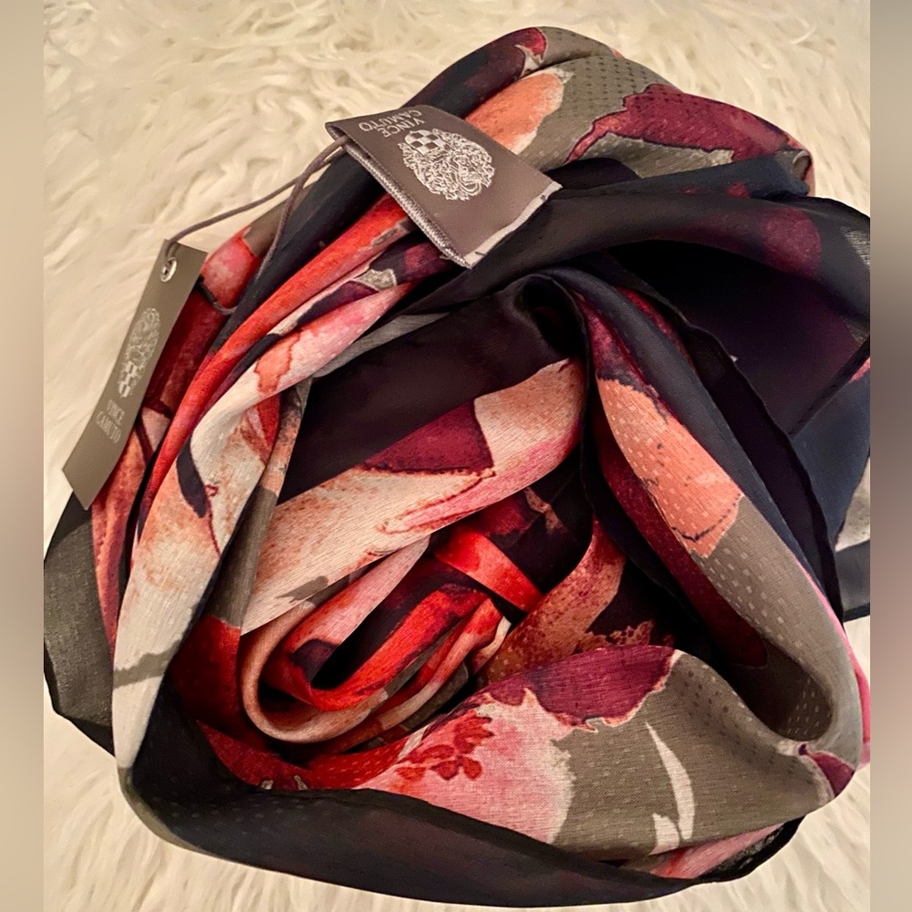 Vince Camuto Luxury Scarf - Picture 2 of 5